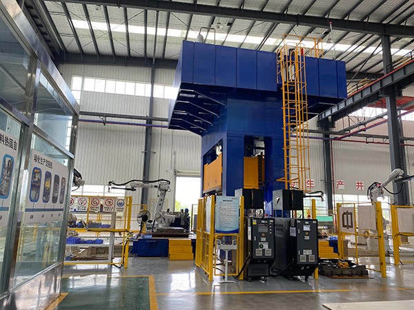 碳纖維模壓模溫機